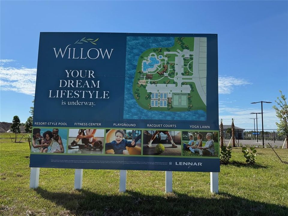 For Rent: $2,400 (4 beds, 2 baths, 2028 Square Feet)