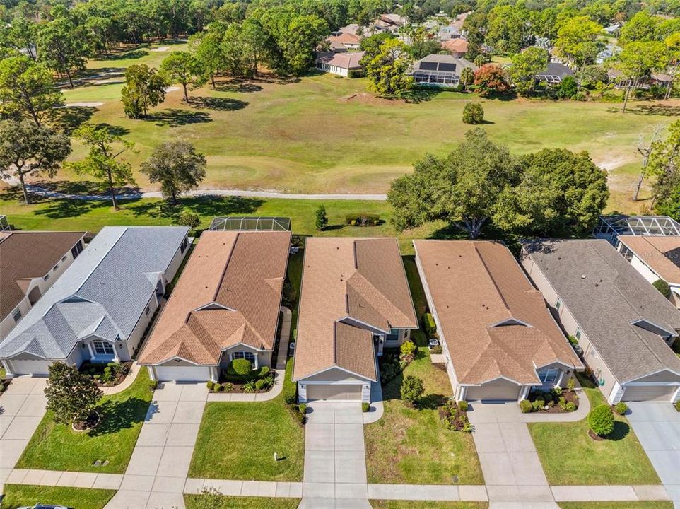 На продажу: $339,900 (2 спален, 2 ванн, 1822 Квадратных фут)