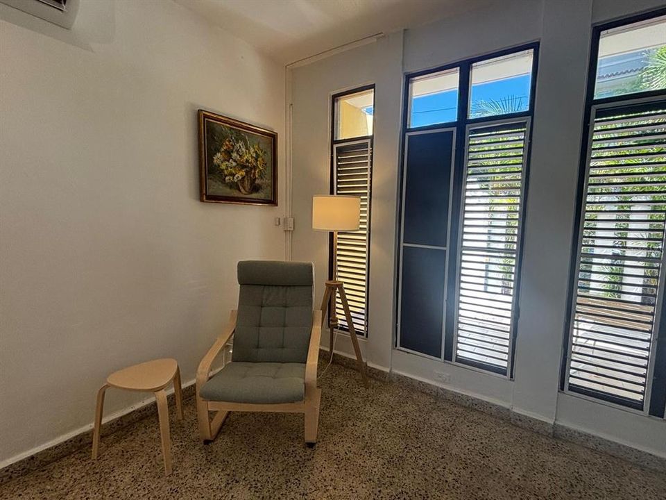 En Renta: $6,500 (4 camas, 2 baños, 2900 Pies cuadrados)