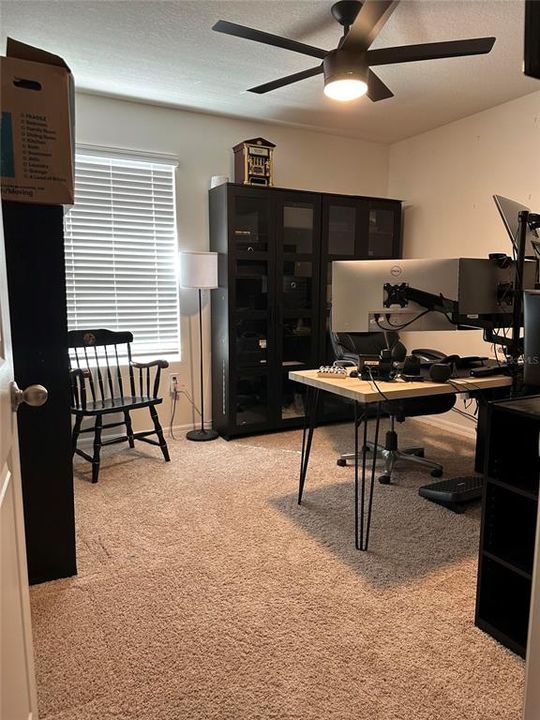 待售: $375,000 (5 贝兹, 3 浴室, 2372 平方英尺)