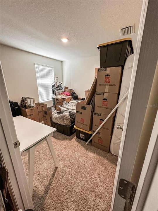 待售: $375,000 (5 贝兹, 3 浴室, 2372 平方英尺)