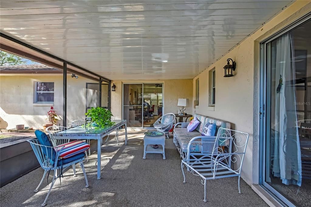 待售: $289,000 (2 贝兹, 2 浴室, 1450 平方英尺)