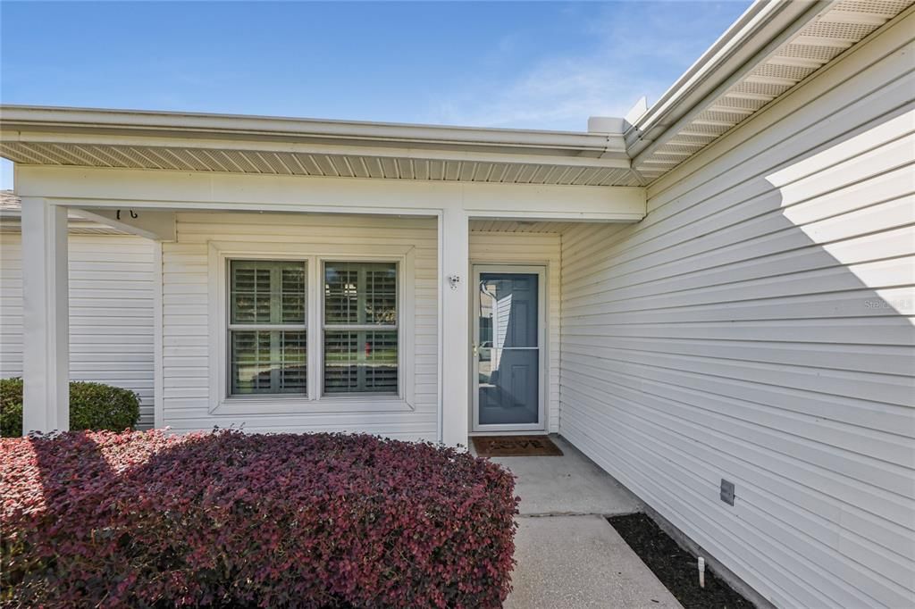 For Sale: $225,000 (2 beds, 2 baths, 1032 Square Feet)