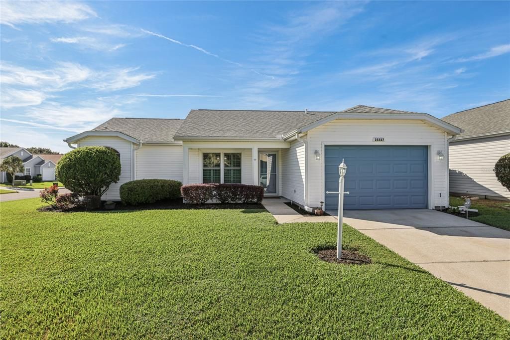 For Sale: $225,000 (2 beds, 2 baths, 1032 Square Feet)