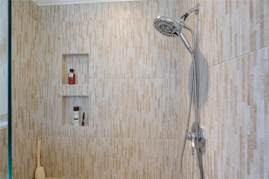 En Venta: $589,000 (3 camas, 2 baños, 1678 Pies cuadrados)