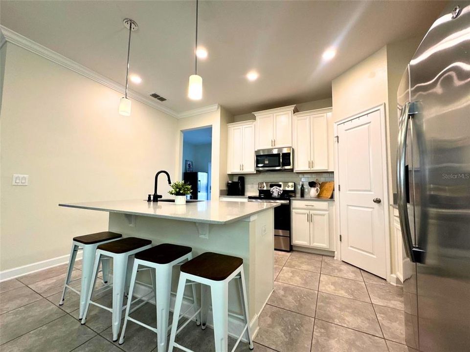 Active With Contract: $514,990 (4 beds, 3 baths, 2042 Square Feet)