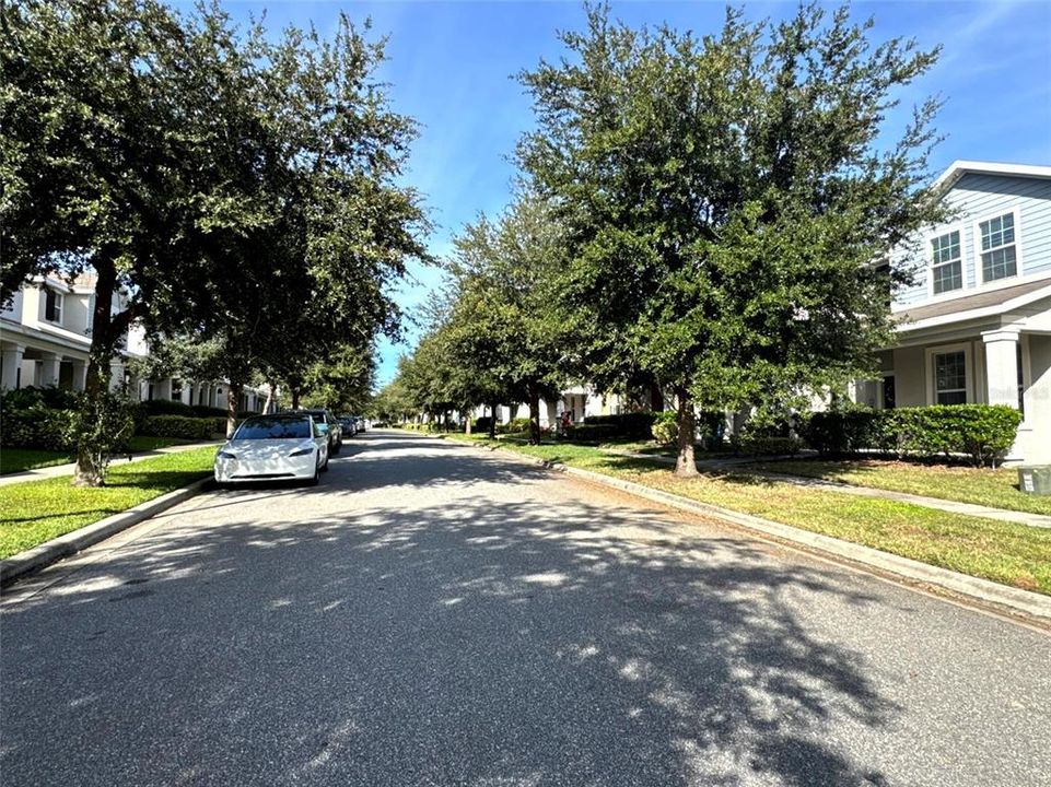 Active With Contract: $514,990 (4 beds, 3 baths, 2042 Square Feet)