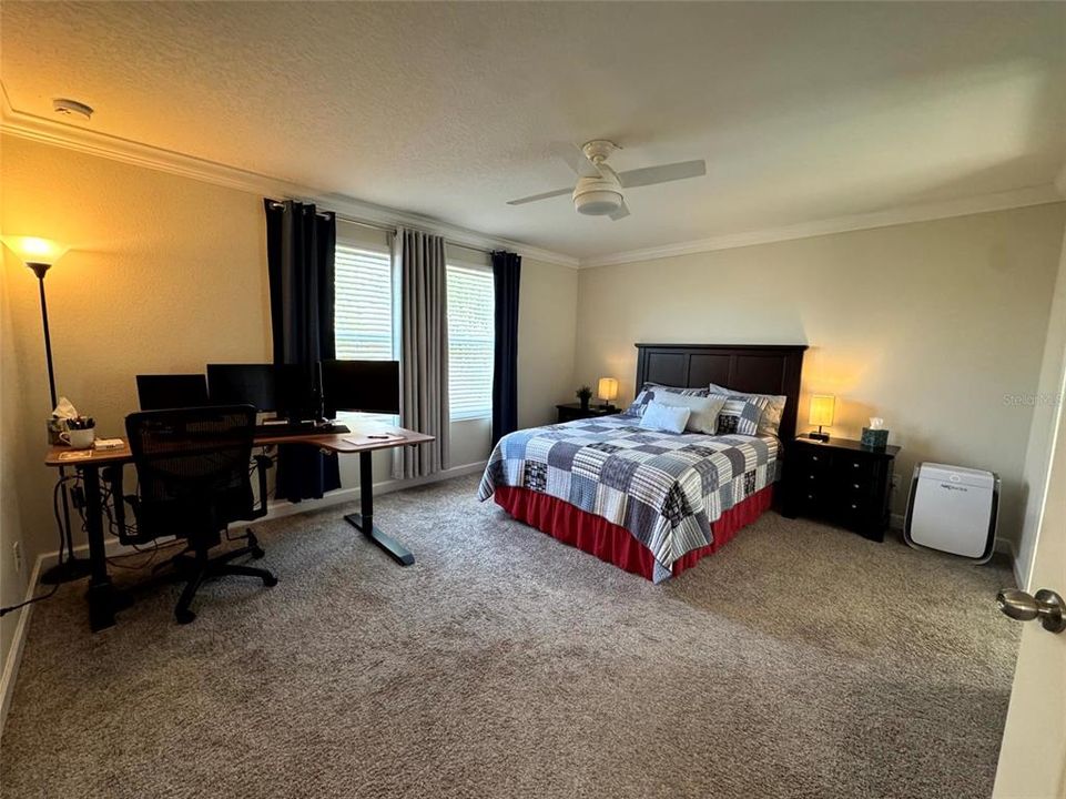 Active With Contract: $514,990 (4 beds, 3 baths, 2042 Square Feet)