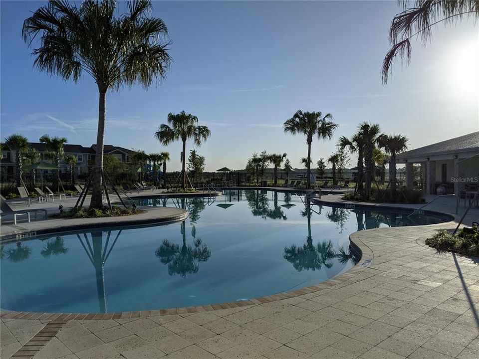 Active With Contract: $514,990 (4 beds, 3 baths, 2042 Square Feet)