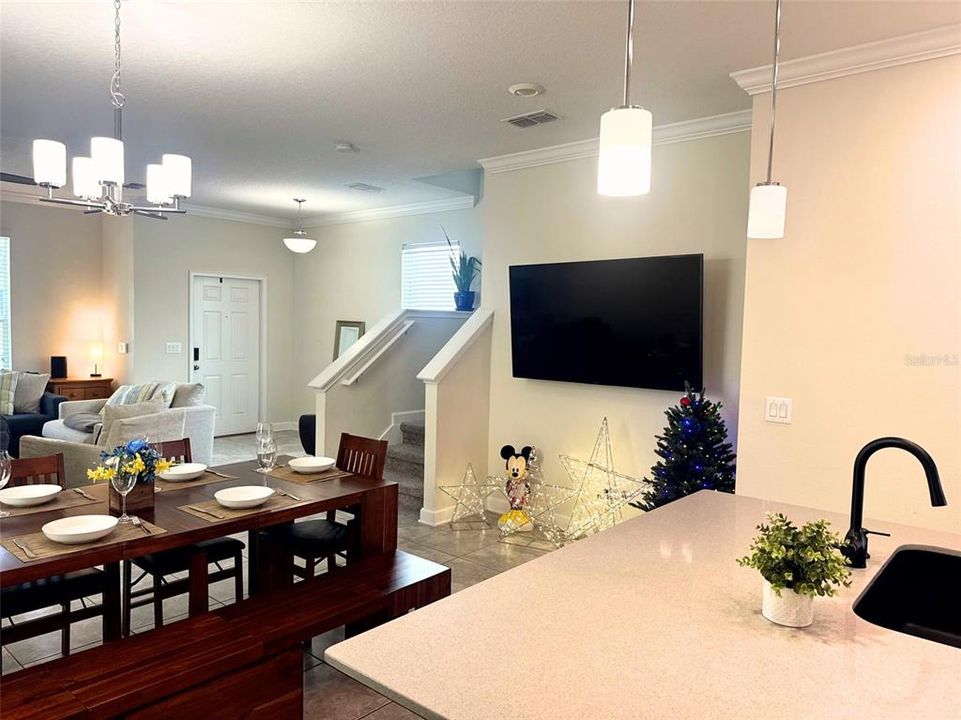 Active With Contract: $514,990 (4 beds, 3 baths, 2042 Square Feet)