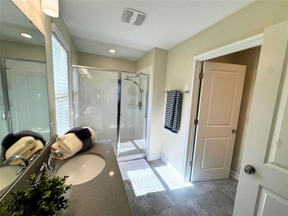 Active With Contract: $514,990 (4 beds, 3 baths, 2042 Square Feet)