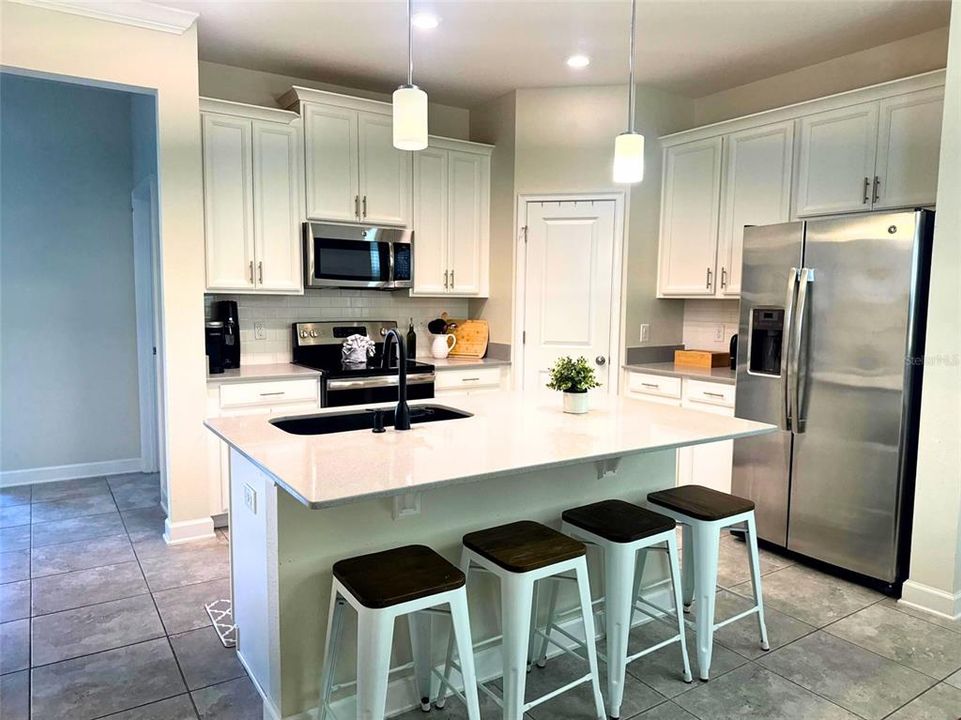 Active With Contract: $514,990 (4 beds, 3 baths, 2042 Square Feet)