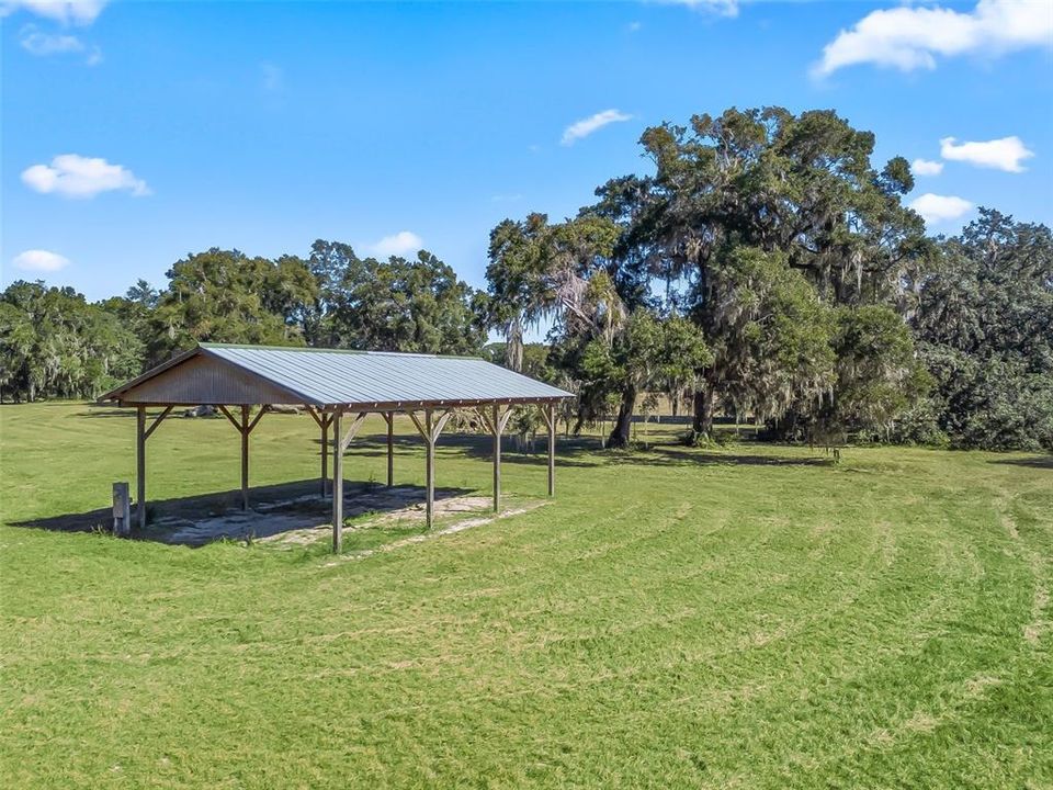 待售: $549,000 (15.20 acres)