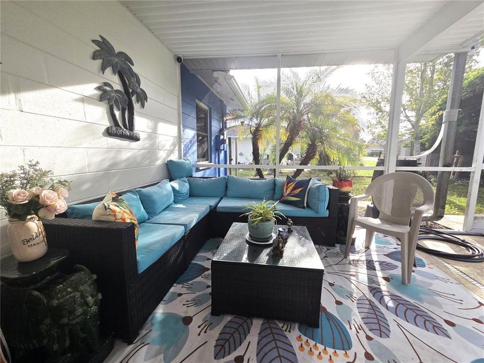 For Sale: $365,000 (3 beds, 2 baths, 1344 Square Feet)