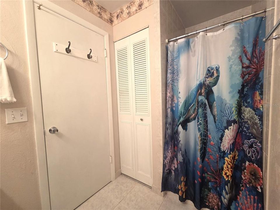 For Sale: $365,000 (3 beds, 2 baths, 1344 Square Feet)