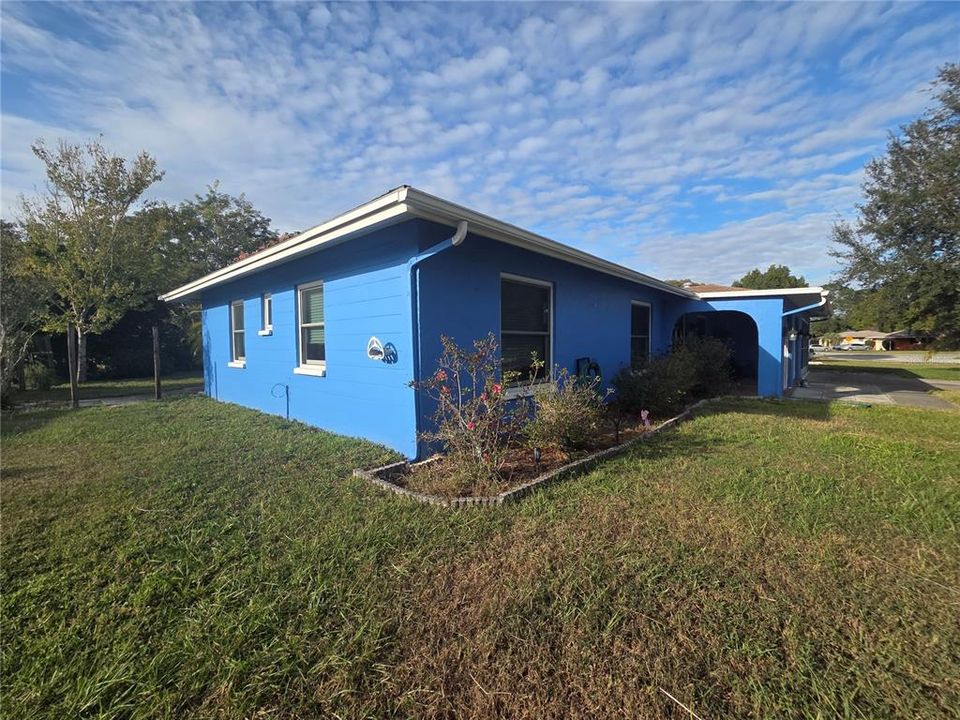 For Sale: $365,000 (3 beds, 2 baths, 1344 Square Feet)