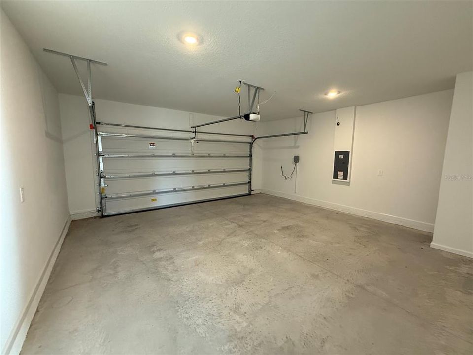 В аренду: $2,100 (4 спален, 2 ванн, 1879 Квадратных фут)