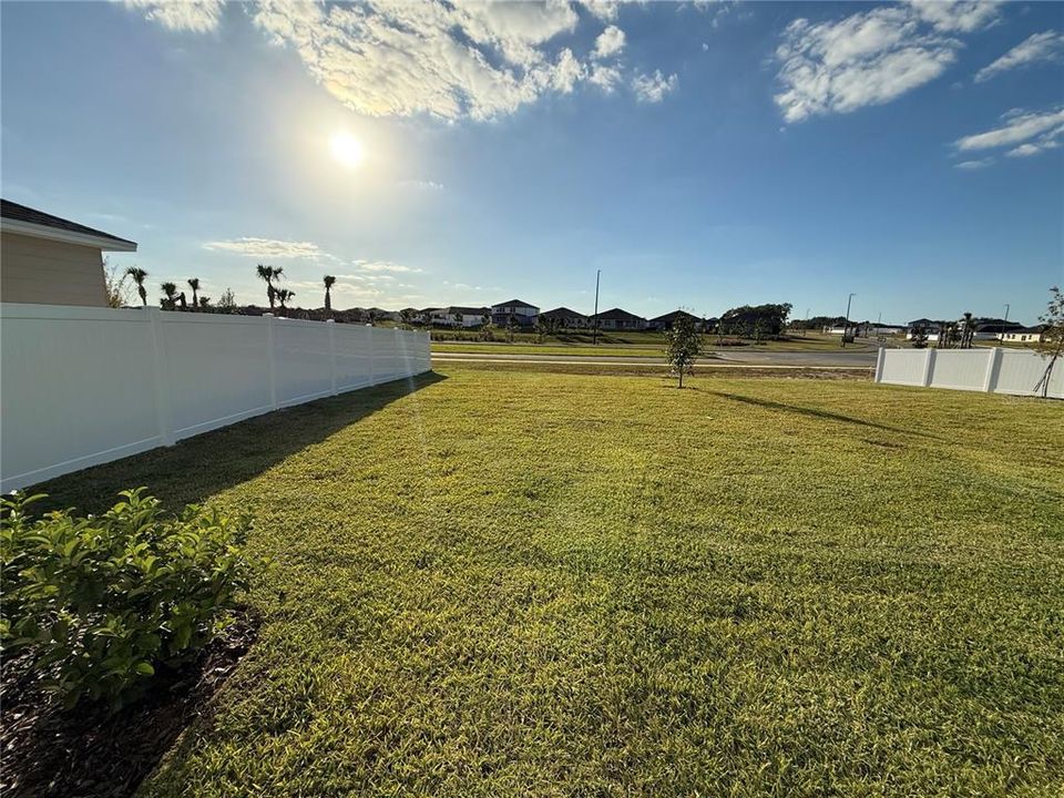 В аренду: $2,100 (4 спален, 2 ванн, 1879 Квадратных фут)