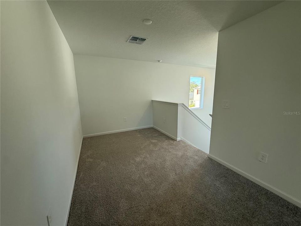 В аренду: $2,100 (4 спален, 2 ванн, 1879 Квадратных фут)