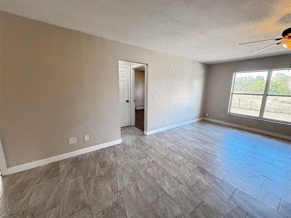 出租: $2,795 (3 贝兹, 3 浴室, 2184 平方英尺)