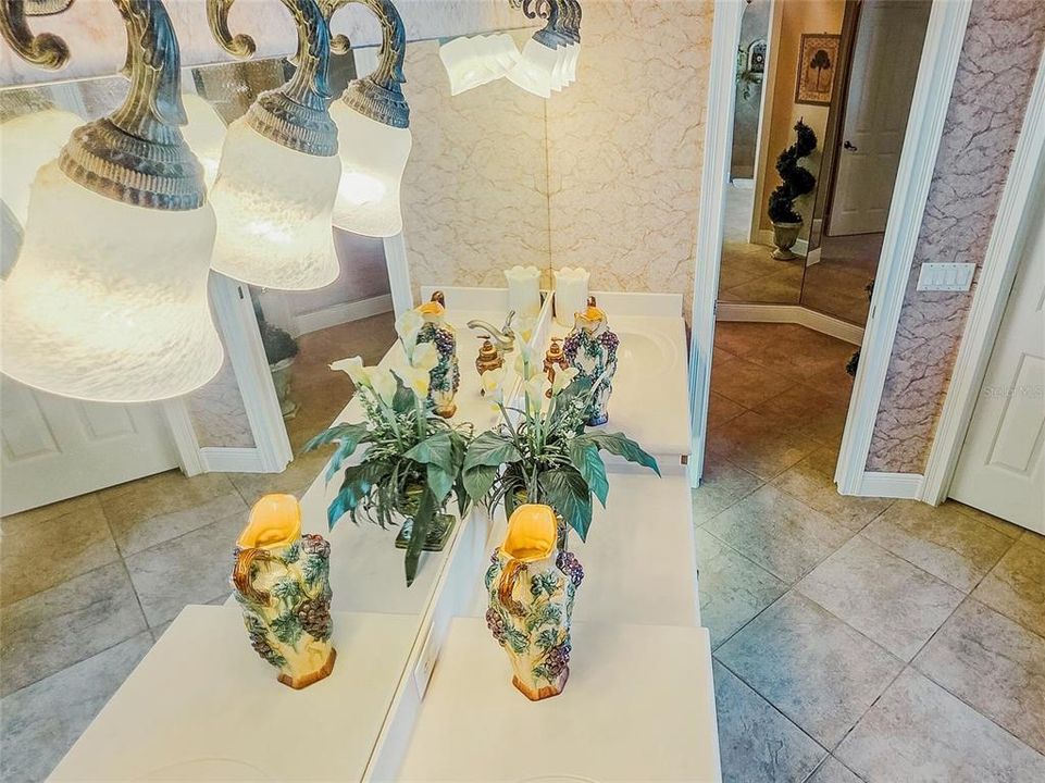 待售: $1,225,000 (4 贝兹, 3 浴室, 3585 平方英尺)