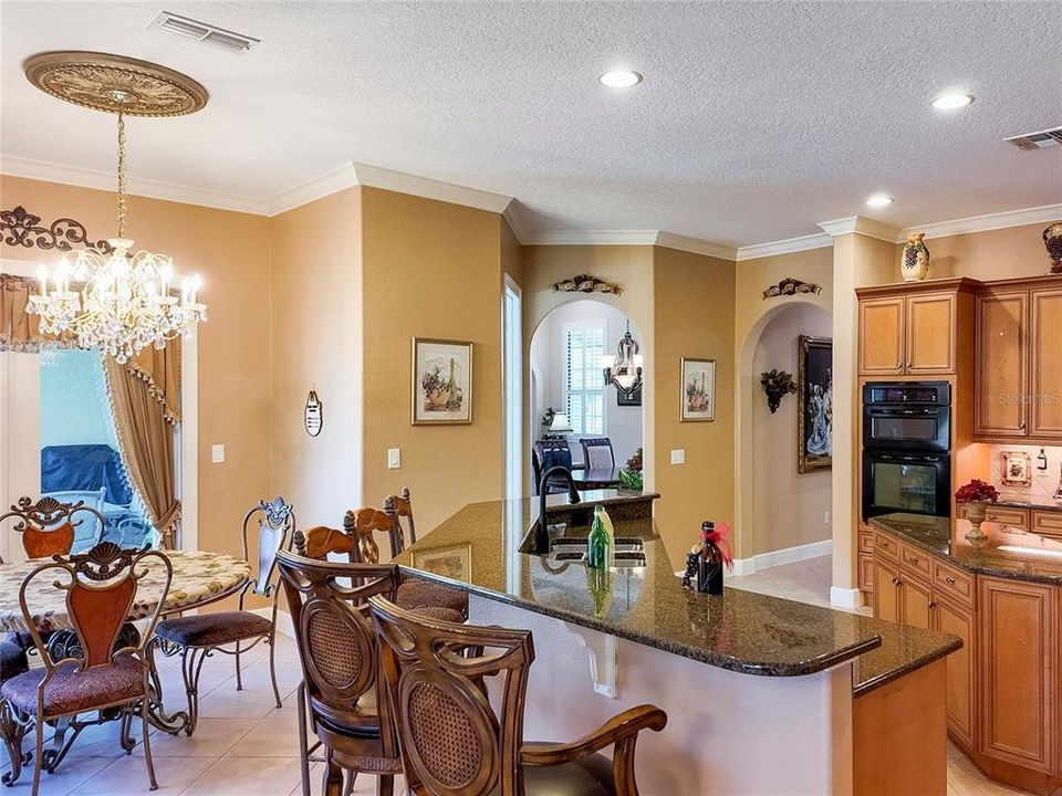 待售: $1,225,000 (4 贝兹, 3 浴室, 3585 平方英尺)