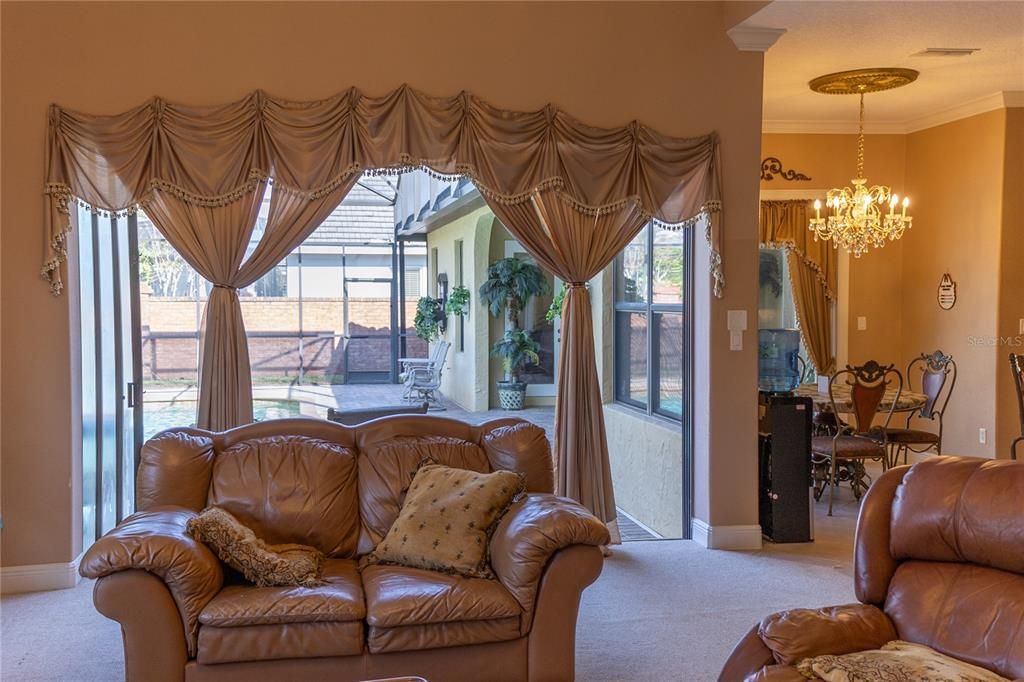 待售: $1,225,000 (4 贝兹, 3 浴室, 3585 平方英尺)