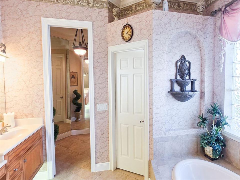 待售: $1,225,000 (4 贝兹, 3 浴室, 3585 平方英尺)