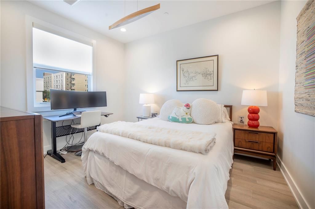 For Rent: $5,500 (3 beds, 2 baths, 2522 Square Feet)