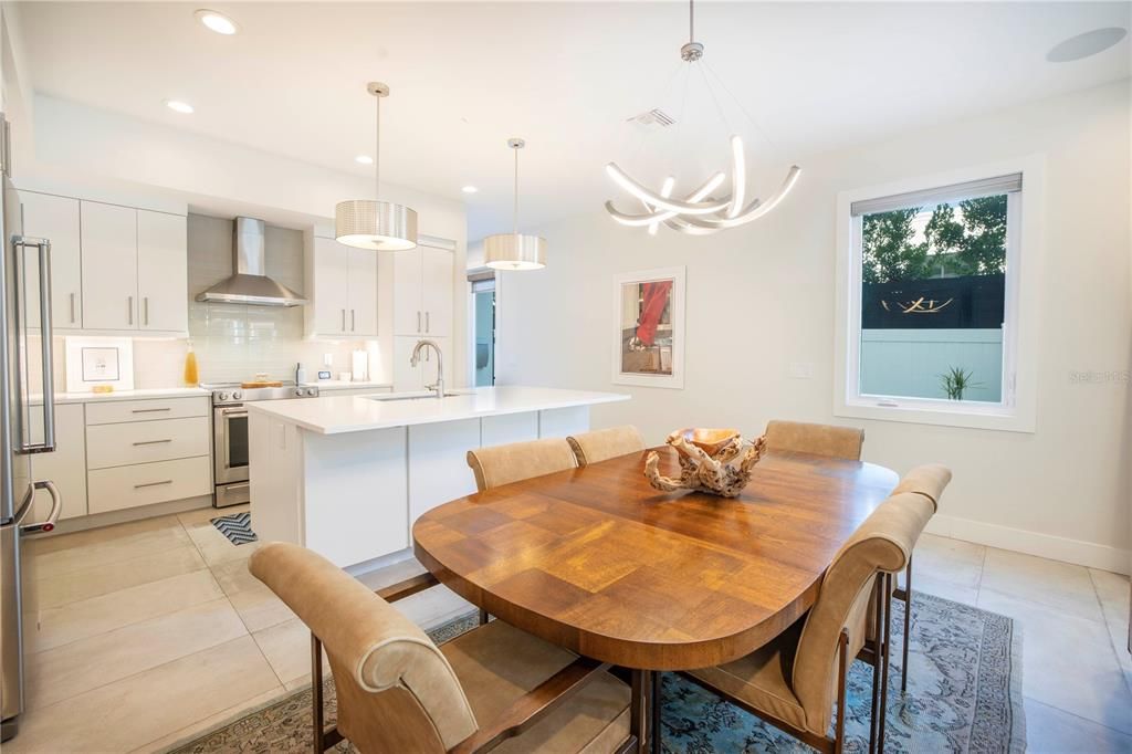 For Rent: $5,500 (3 beds, 2 baths, 2522 Square Feet)