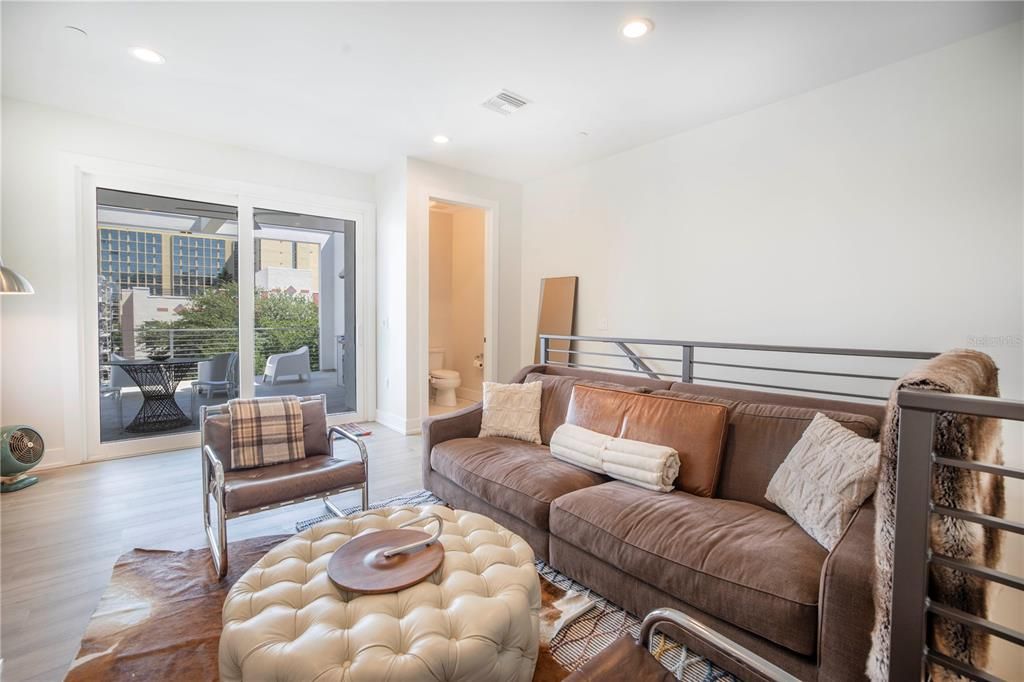 For Rent: $5,500 (3 beds, 2 baths, 2522 Square Feet)