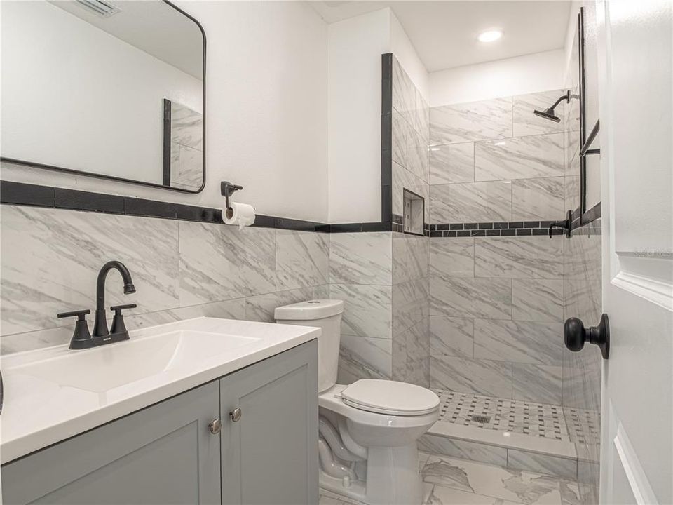 待售: $399,900 (4 贝兹, 3 浴室, 1539 平方英尺)