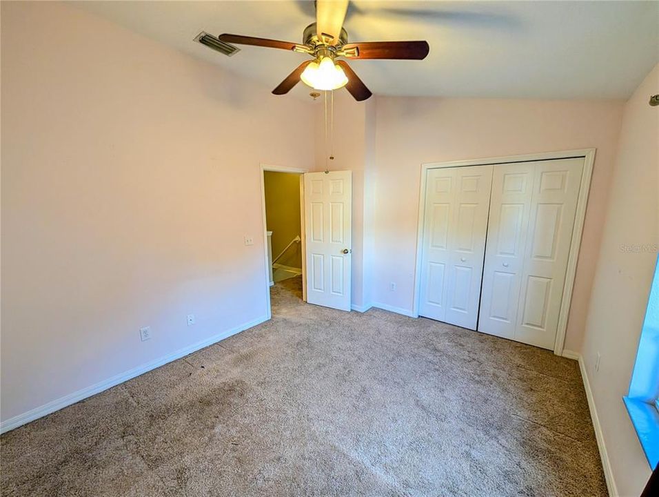 Active With Contract: $215,000 (2 beds, 2 baths, 1240 Square Feet)