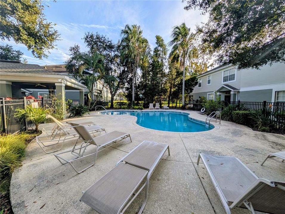 Active With Contract: $215,000 (2 beds, 2 baths, 1240 Square Feet)