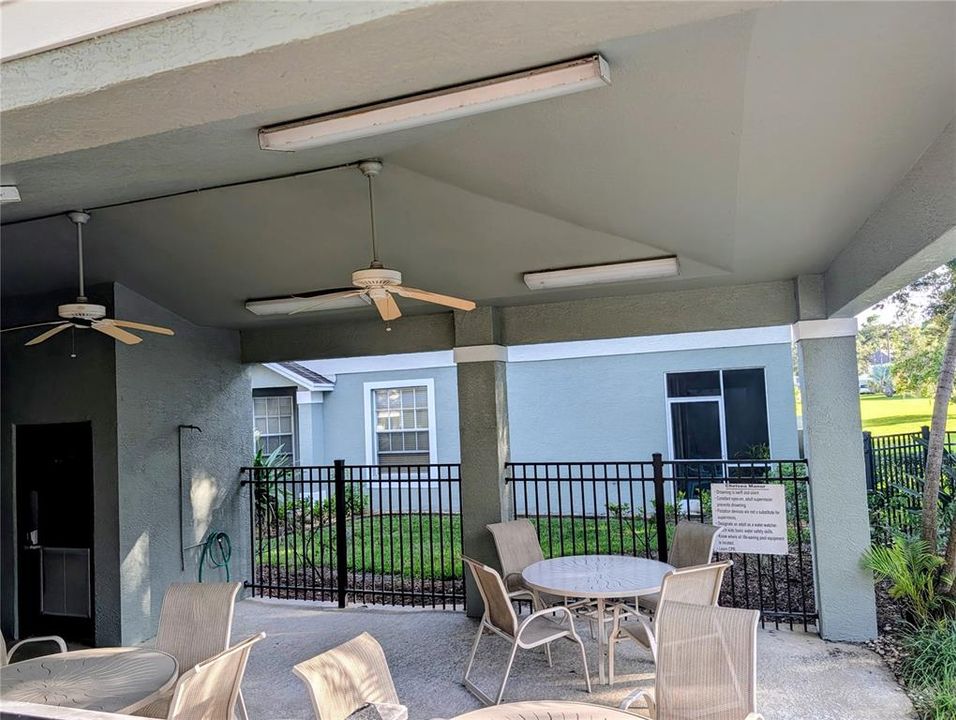 Active With Contract: $215,000 (2 beds, 2 baths, 1240 Square Feet)