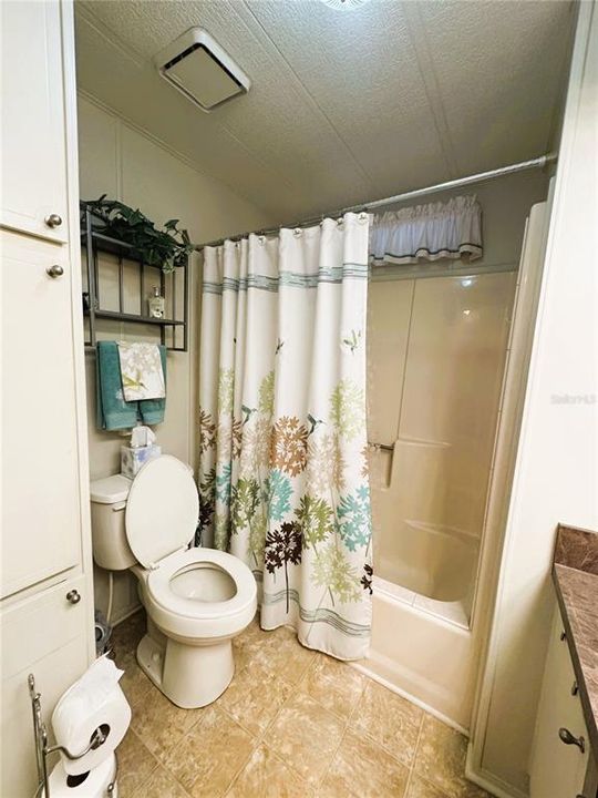 待售: $169,900 (2 贝兹, 2 浴室, 1448 平方英尺)