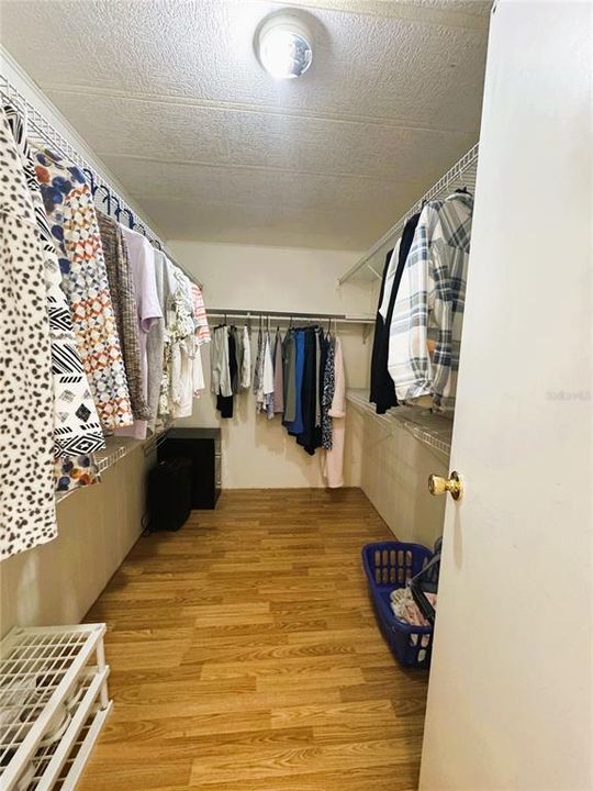 待售: $169,900 (2 贝兹, 2 浴室, 1448 平方英尺)