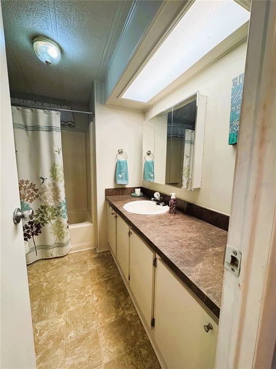 待售: $169,900 (2 贝兹, 2 浴室, 1448 平方英尺)