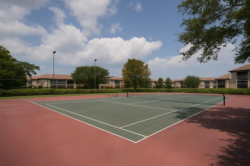 合同活跃: $139,900 (1 贝兹, 1 浴室, 742 平方英尺)