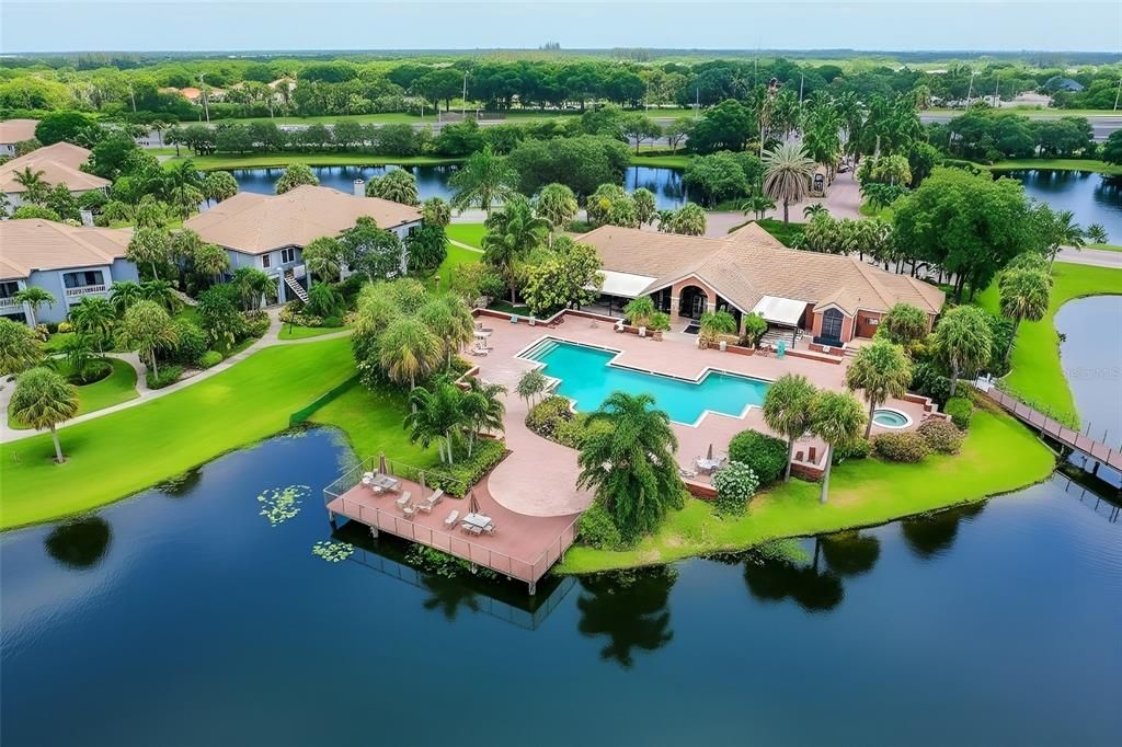 合同活跃: $139,900 (1 贝兹, 1 浴室, 742 平方英尺)