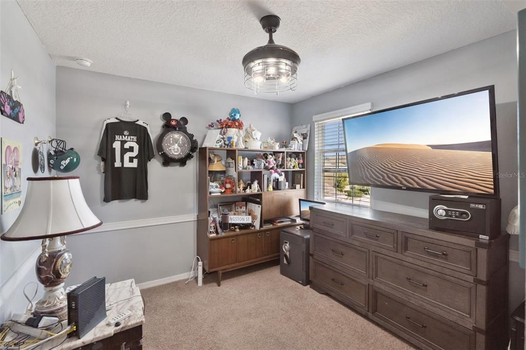 For Sale: $359,900 (3 beds, 2 baths, 1592 Square Feet)