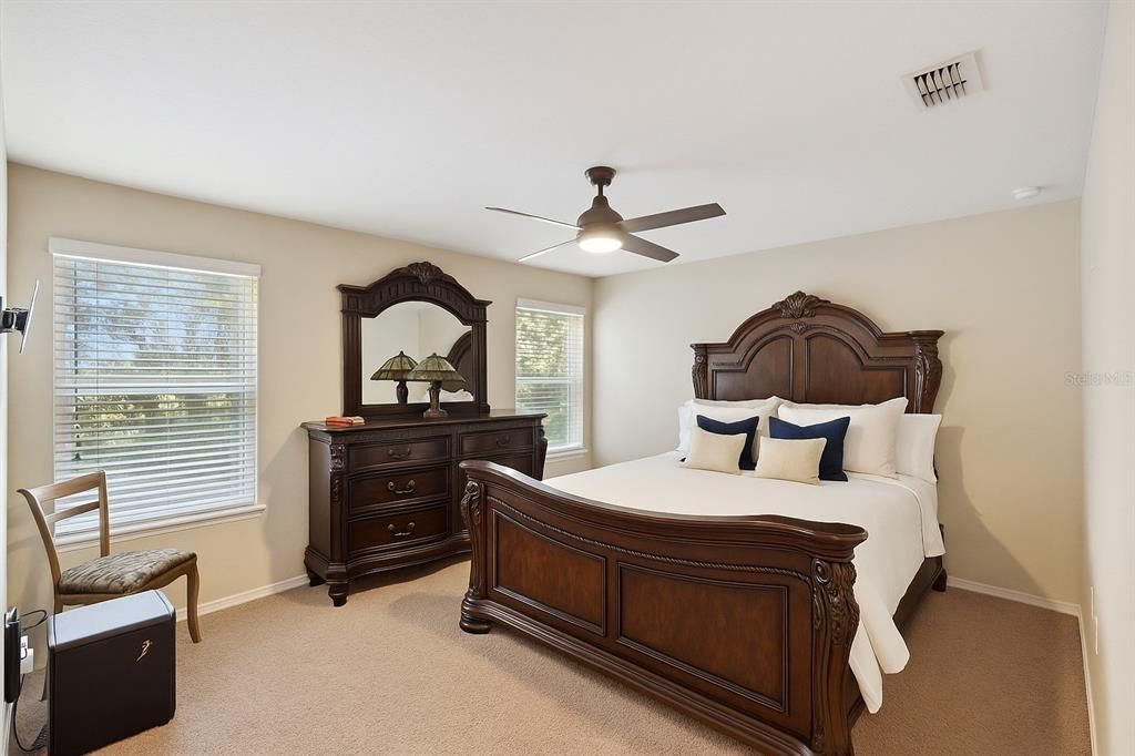 For Sale: $359,900 (3 beds, 2 baths, 1592 Square Feet)