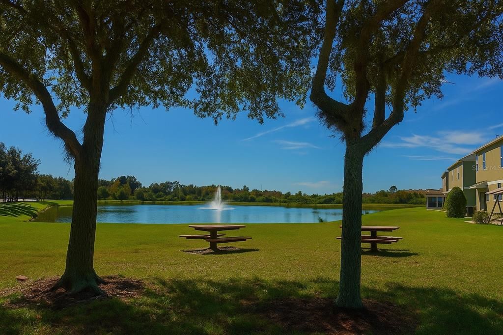 For Sale: $359,900 (3 beds, 2 baths, 1592 Square Feet)