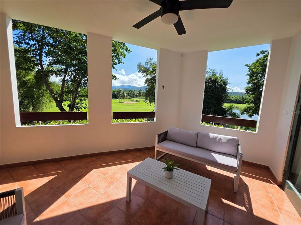 待售: $785,000 (3 贝兹, 3 浴室, 2226 平方英尺)