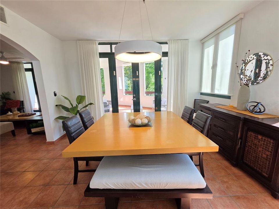 待售: $785,000 (3 贝兹, 3 浴室, 2226 平方英尺)