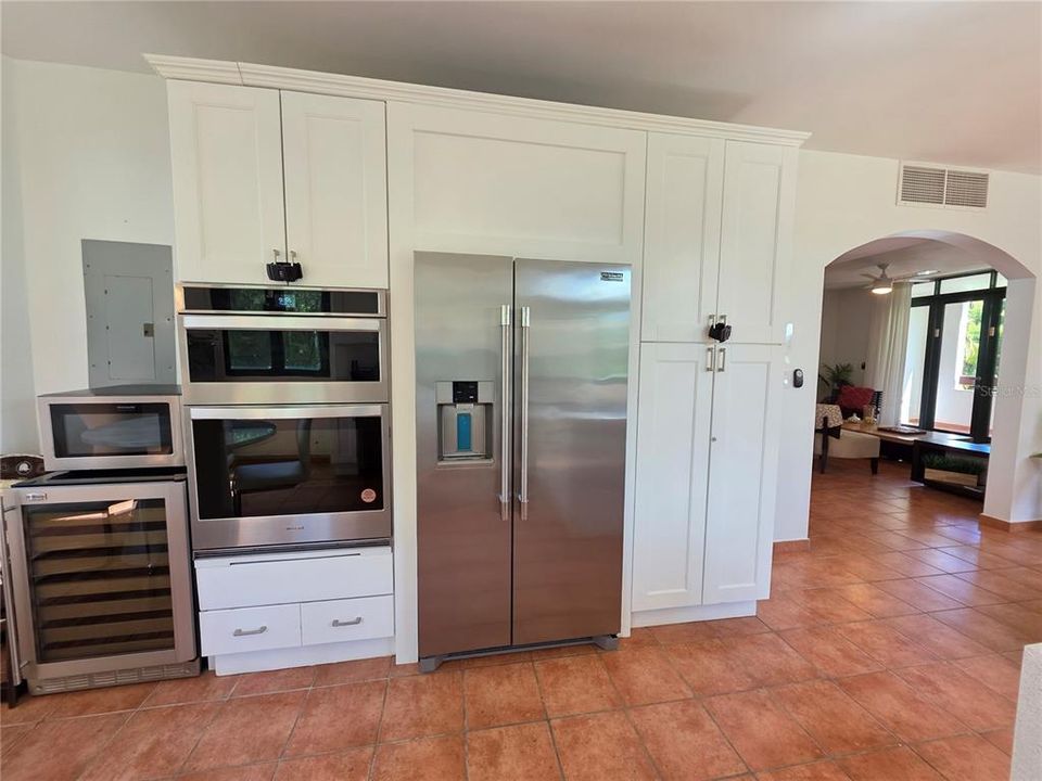 待售: $785,000 (3 贝兹, 3 浴室, 2226 平方英尺)