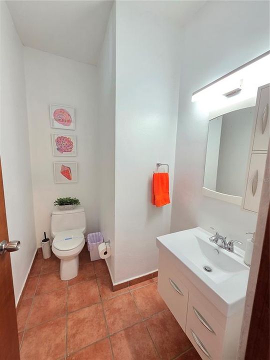 待售: $785,000 (3 贝兹, 3 浴室, 2226 平方英尺)