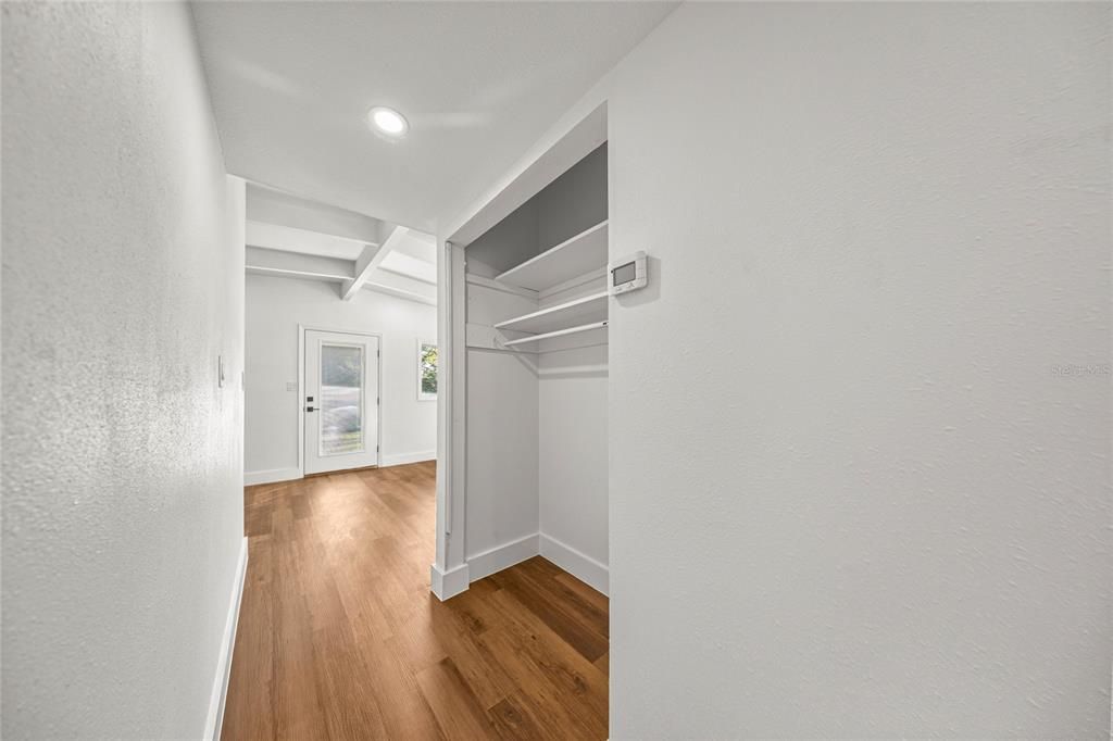 En Venta: $244,900 (3 camas, 1 baños, 1236 Pies cuadrados)