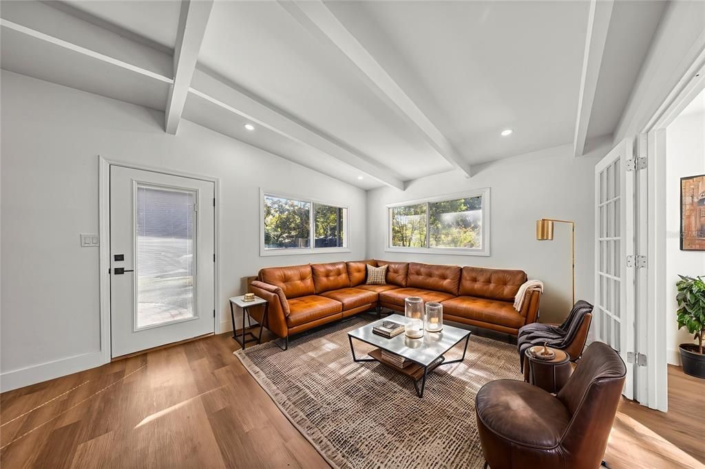 En Venta: $244,900 (3 camas, 1 baños, 1236 Pies cuadrados)