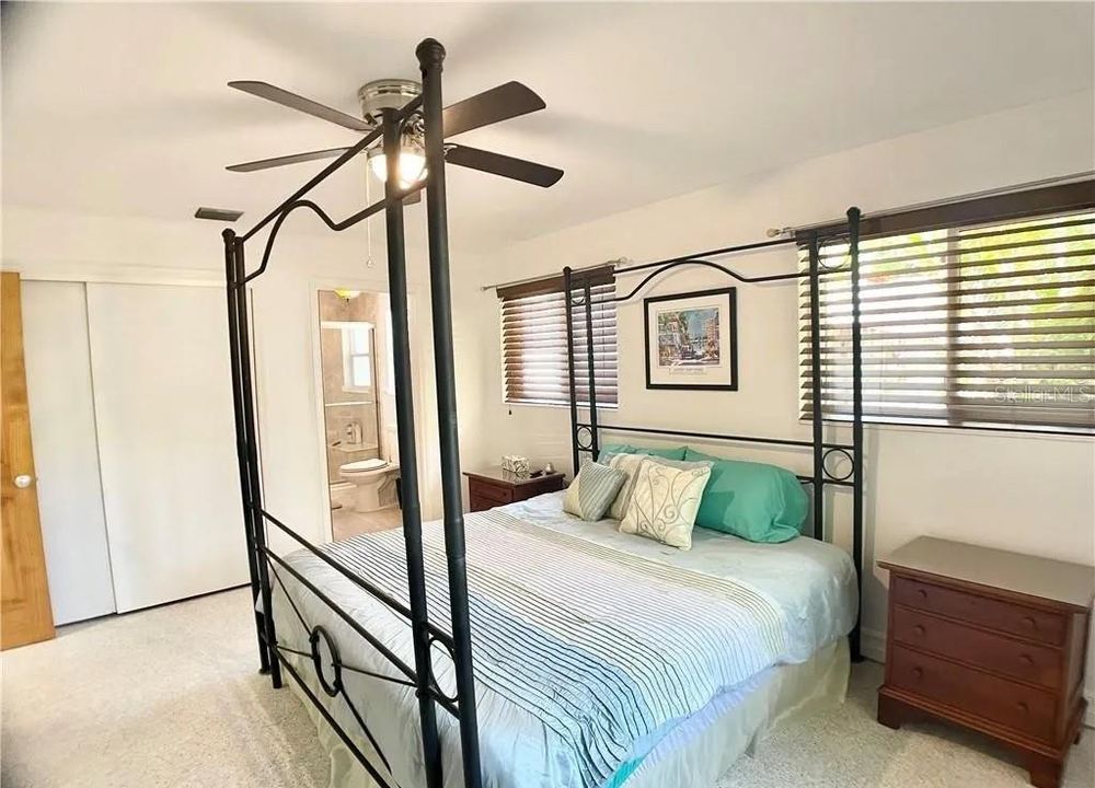 待售: $470,000 (3 贝兹, 2 浴室, 2258 平方英尺)